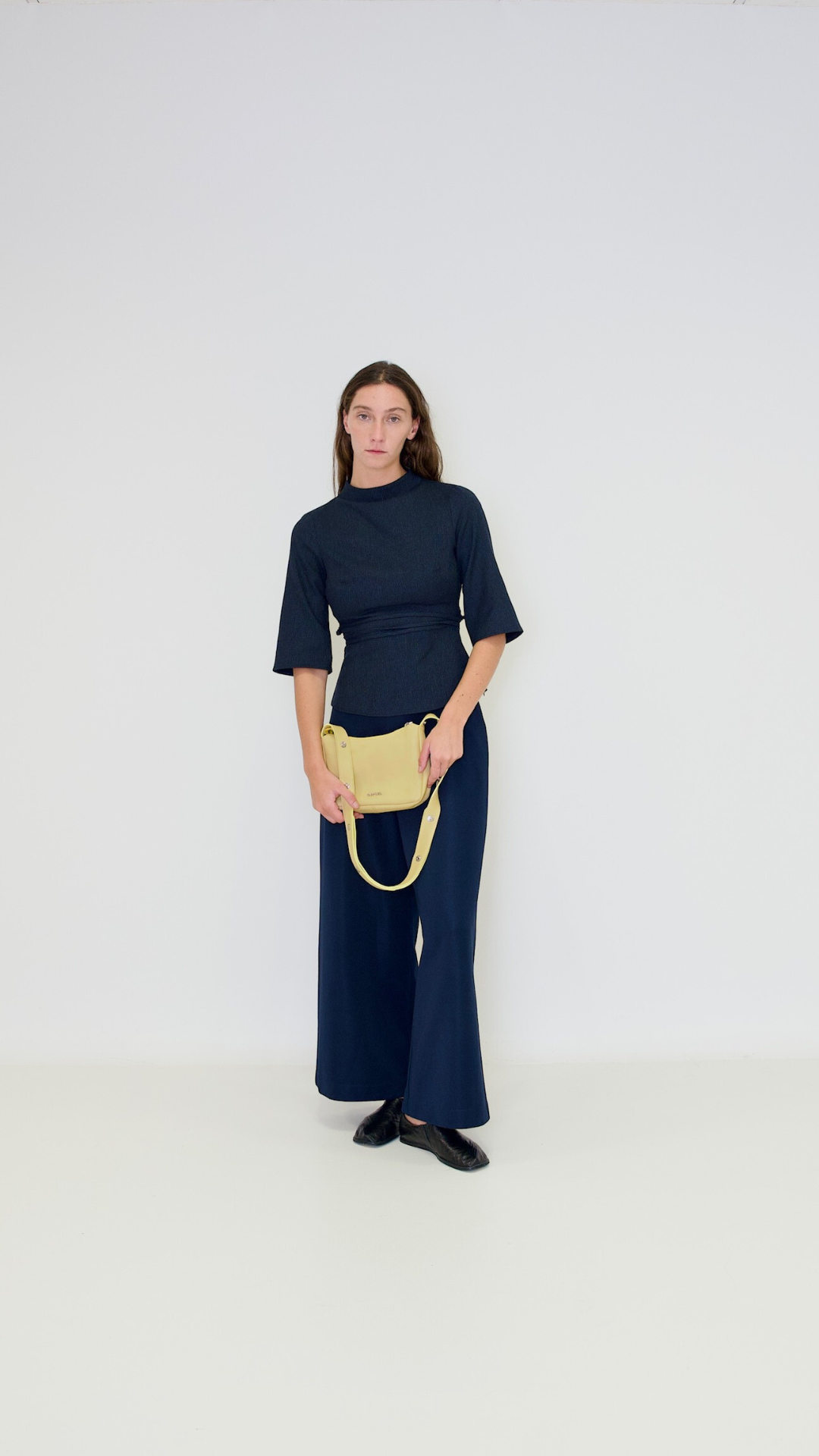 Bolso Tika Small en piel Napa - Amarillo Mantequilla