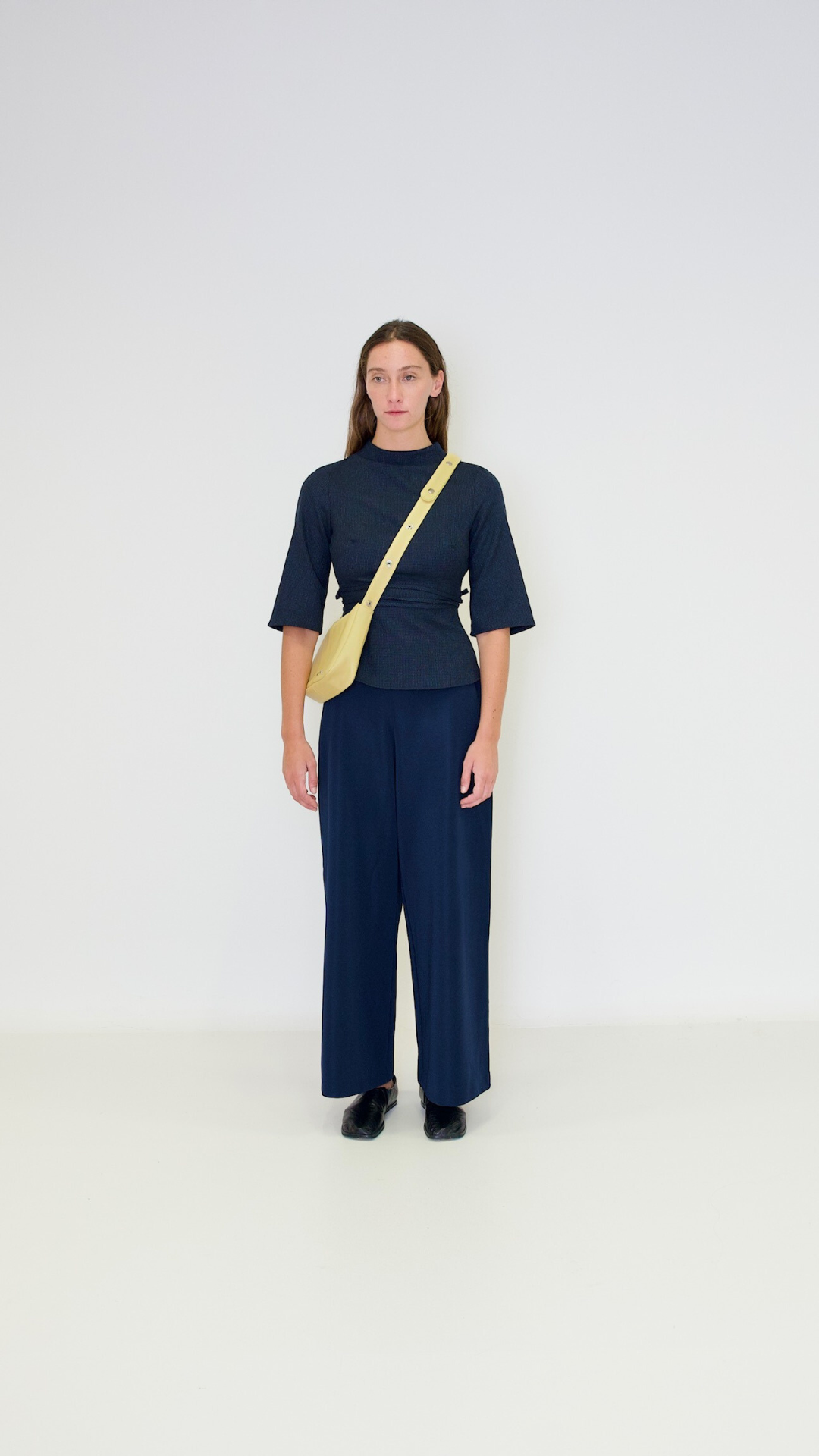 Bolso Tika Small en piel Napa - Amarillo Mantequilla