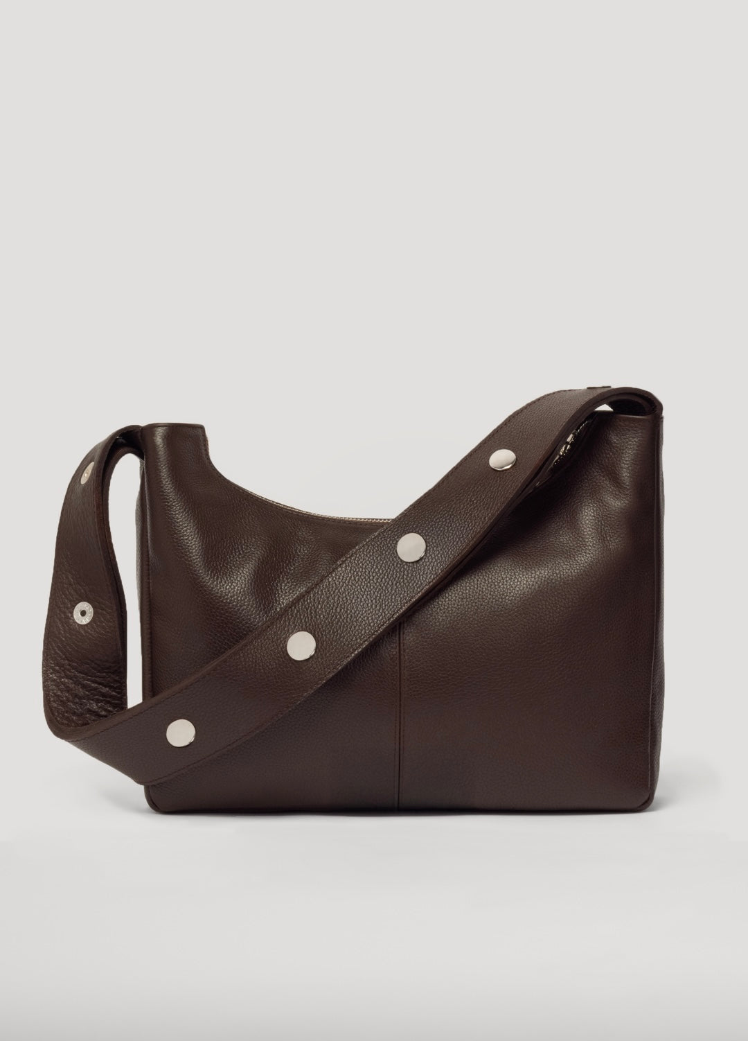 Tika Bag in Grained Leather - Brown