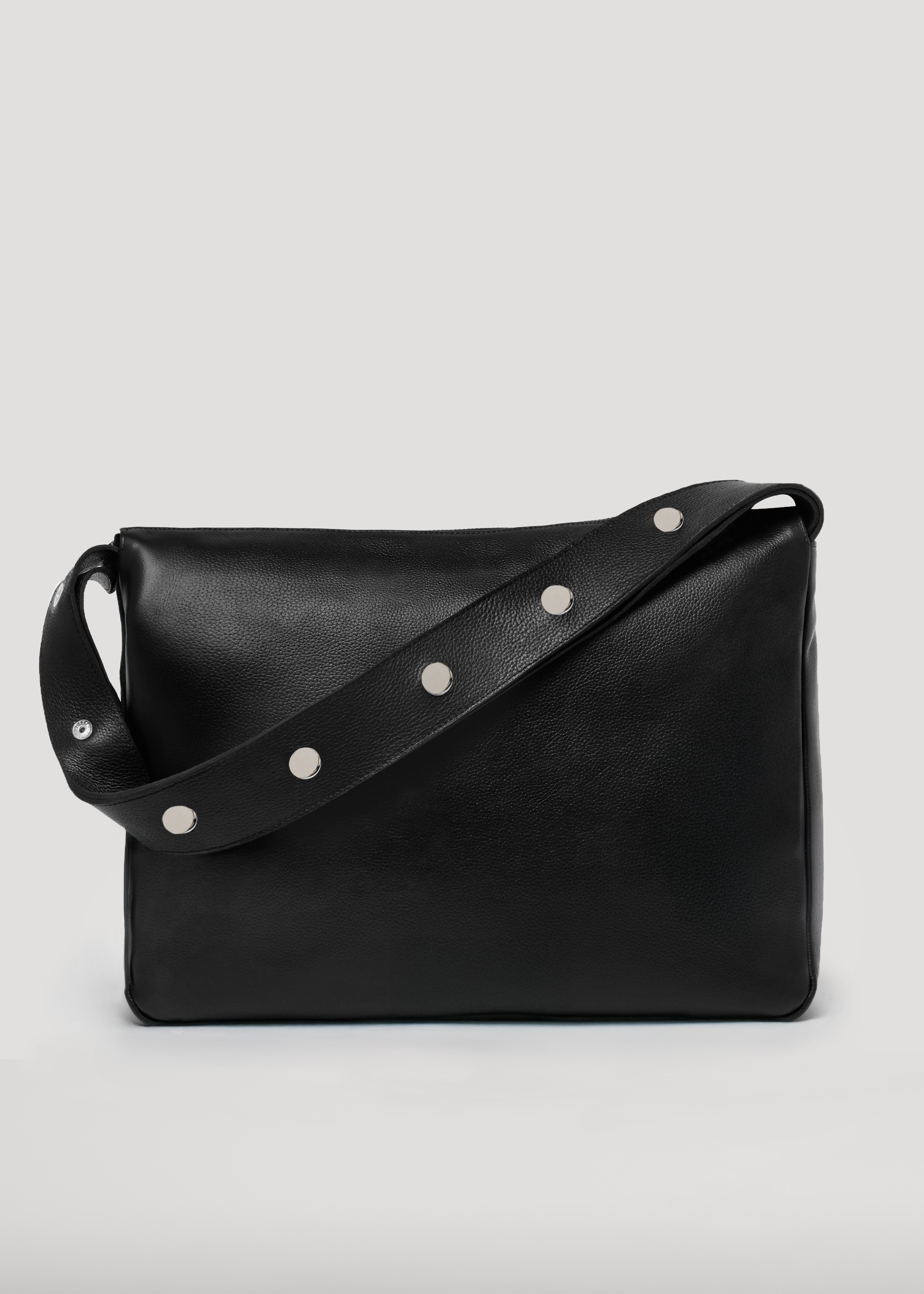 Bolso Tikon en piel Napa graneada - Negro